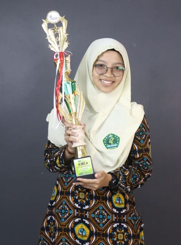 juara II Pidato Bahasa Inggris Tingkat Provinsi